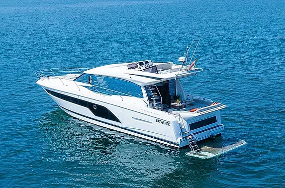 2026 - 590S Prestige prestige 洋楽 - Luxury Service Boat Capri 洋楽
